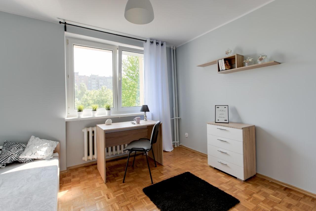 Krzywon 8 Rooms Warszawa Exteriör bild